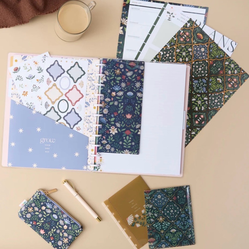 NWT-The Happy Planner BIG PLANNER COMPANION -Forest Flowers - Picture 2 of 6